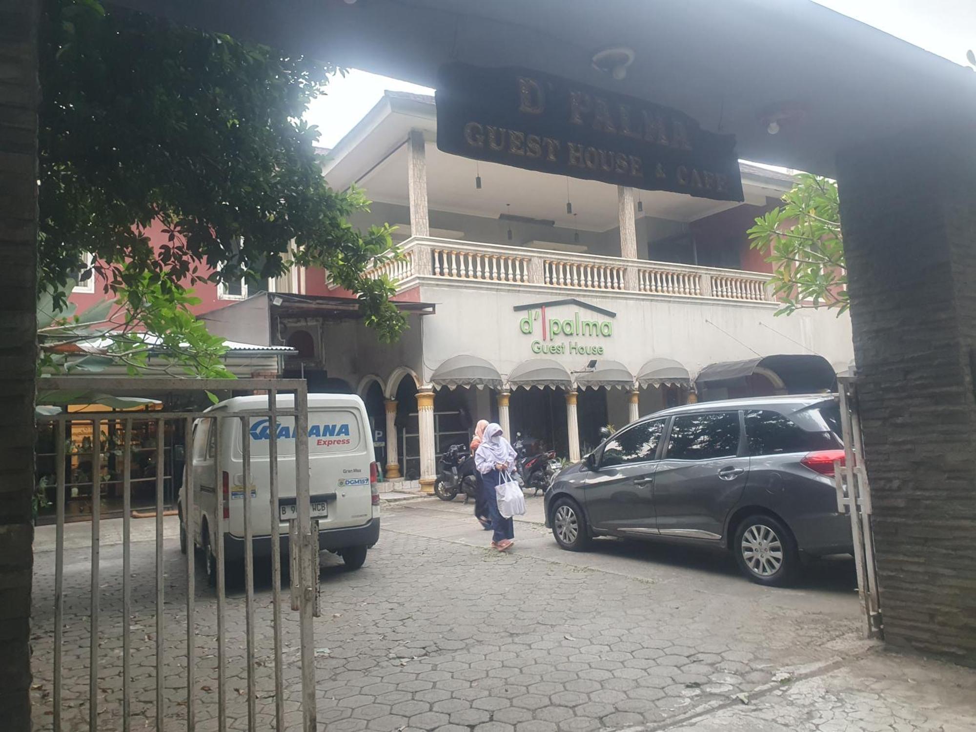 Ruang Tidur At Dpalma Bogor Hotel Kültér fotó