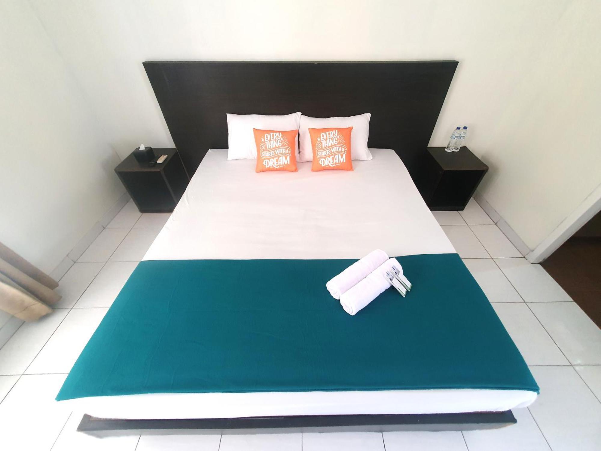 Ruang Tidur At Dpalma Bogor Hotel Kültér fotó